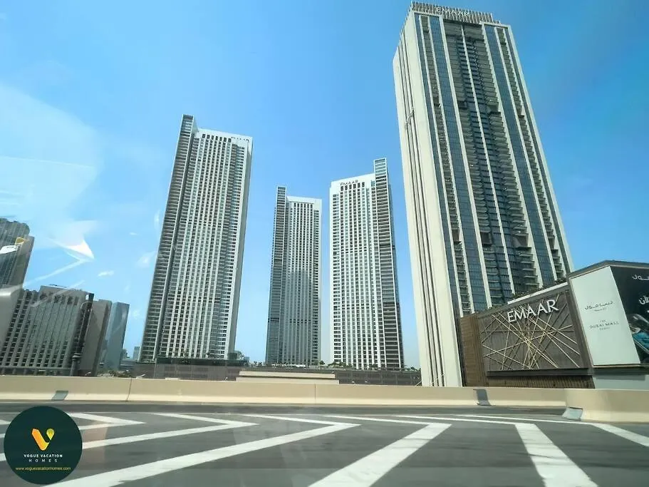 Downtown Views II - Vogue Two Bedroom Apartment With 2 Balconies And Full Burj Khalifa, Opposite Dubai Mall Skybridge